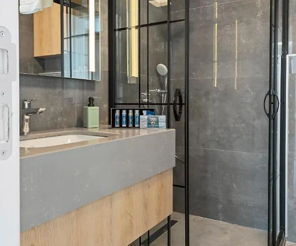 Kadagan Ayasaranda فندق