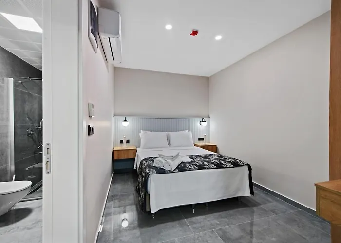 Kadagan Ayasaranda Hotel